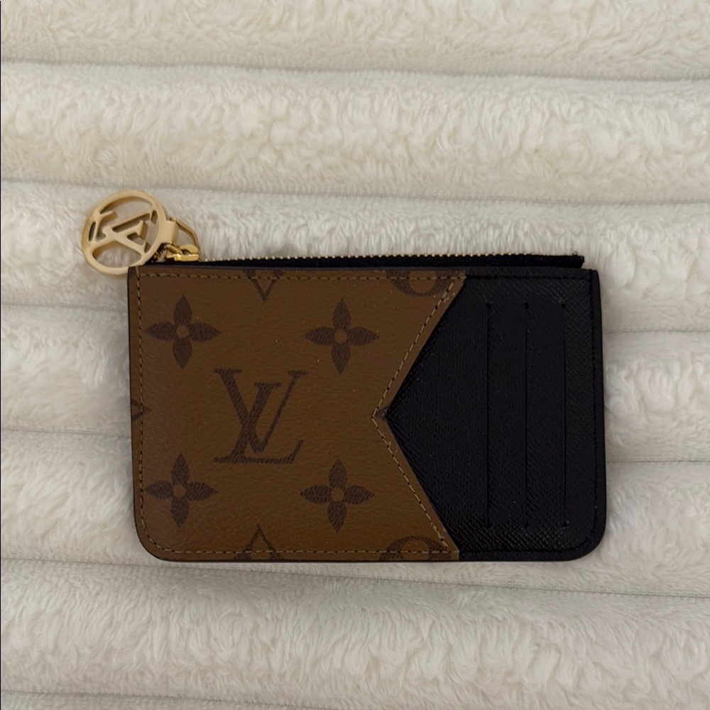 Louis Vuitton Romy Card Holder - Reverse Monogram